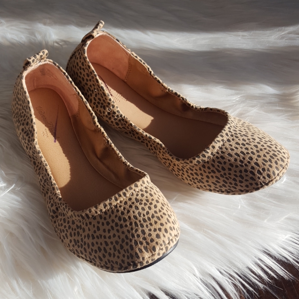 🆕️ universal thread ballet shoes